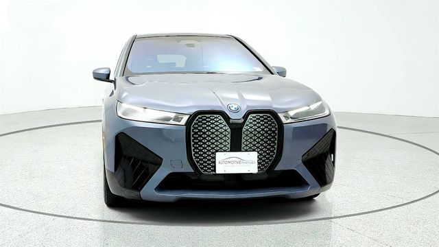 2023 BMW iX M60 AWD w/ Executive Package - 23081736 - 1