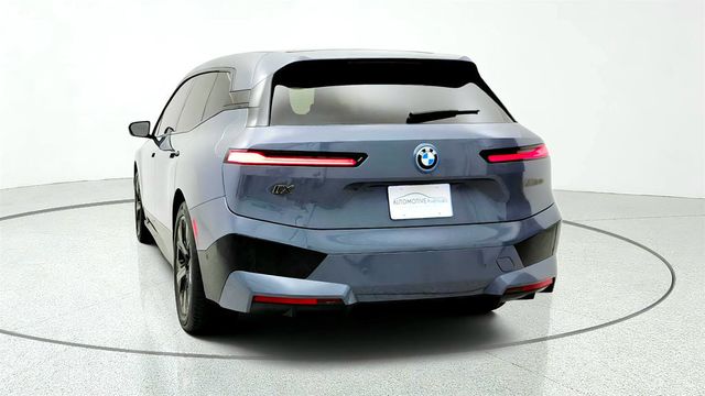 2023 BMW iX M60 AWD w/ Executive Package - 23081736 - 5