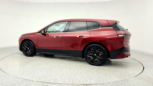 2023 BMW iX M60 SAV with Executive Package and 22'' Wheels - 22963423 - 6