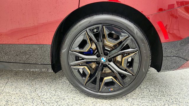 2023 BMW iX M60 SAV with Executive Package and 22'' Wheels - 22963423 - 8
