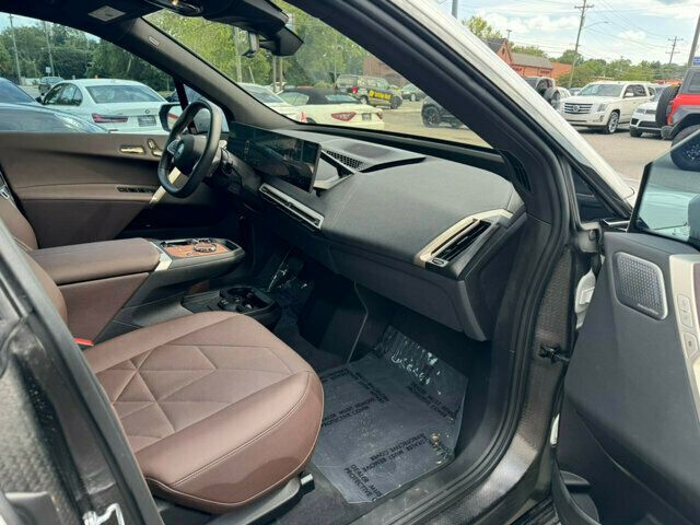 2023 BMW iX MSRP$112895/ExecutivePkg/SoftCloseDoors/LaneKeepAssist/NAV - 22584014 - 18