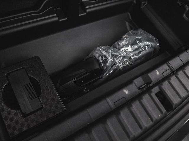 2023 BMW iX xDrive50 - 22985978 - 37