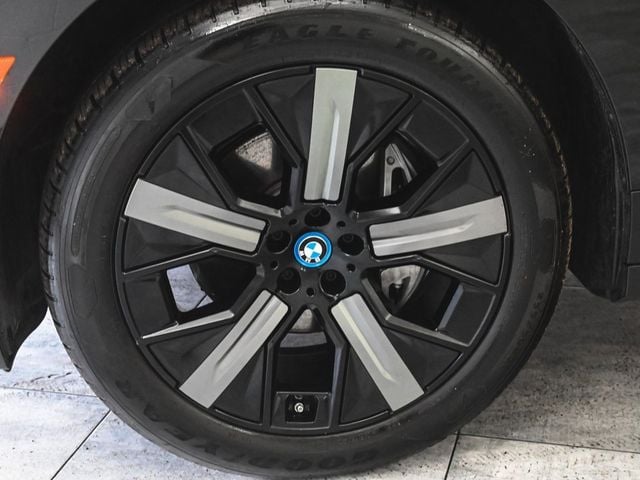 2023 BMW iX xDrive50 - 22985978 - 4