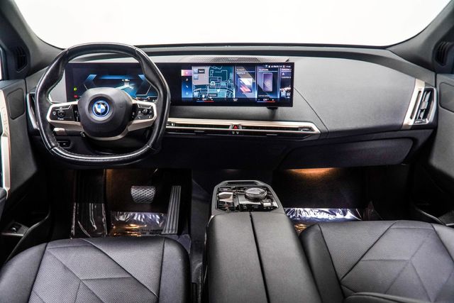 2023 BMW iX