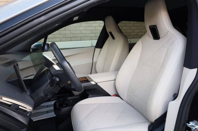 2023 BMW iX xDrive50 - 23018924 - 14