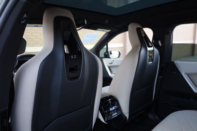 2023 BMW iX xDrive50 - 23018924 - 16