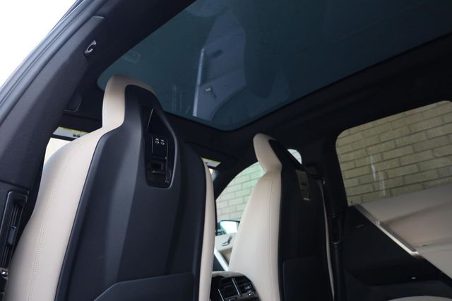 2023 BMW iX xDrive50 - 23018924 - 17