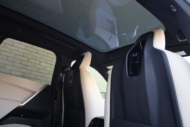 2023 BMW iX xDrive50 - 23018924 - 24