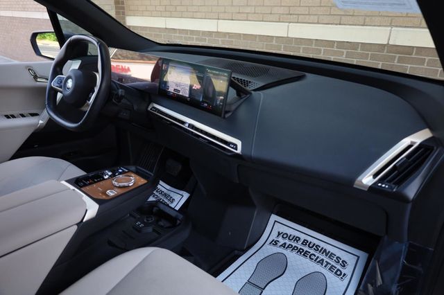 2023 BMW iX xDrive50 - 23018924 - 28