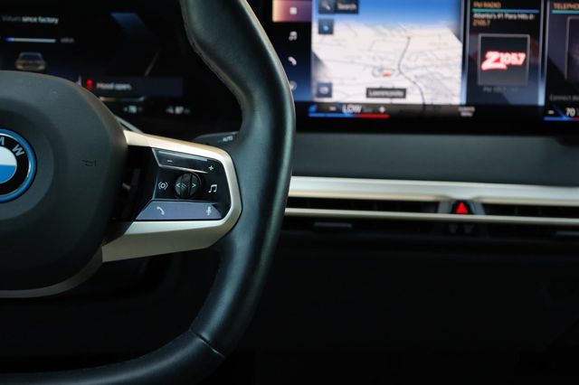 2023 BMW iX xDrive50 - 23018924 - 32
