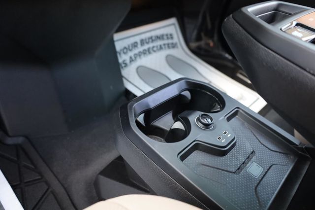 2023 BMW iX xDrive50 - 23018924 - 50