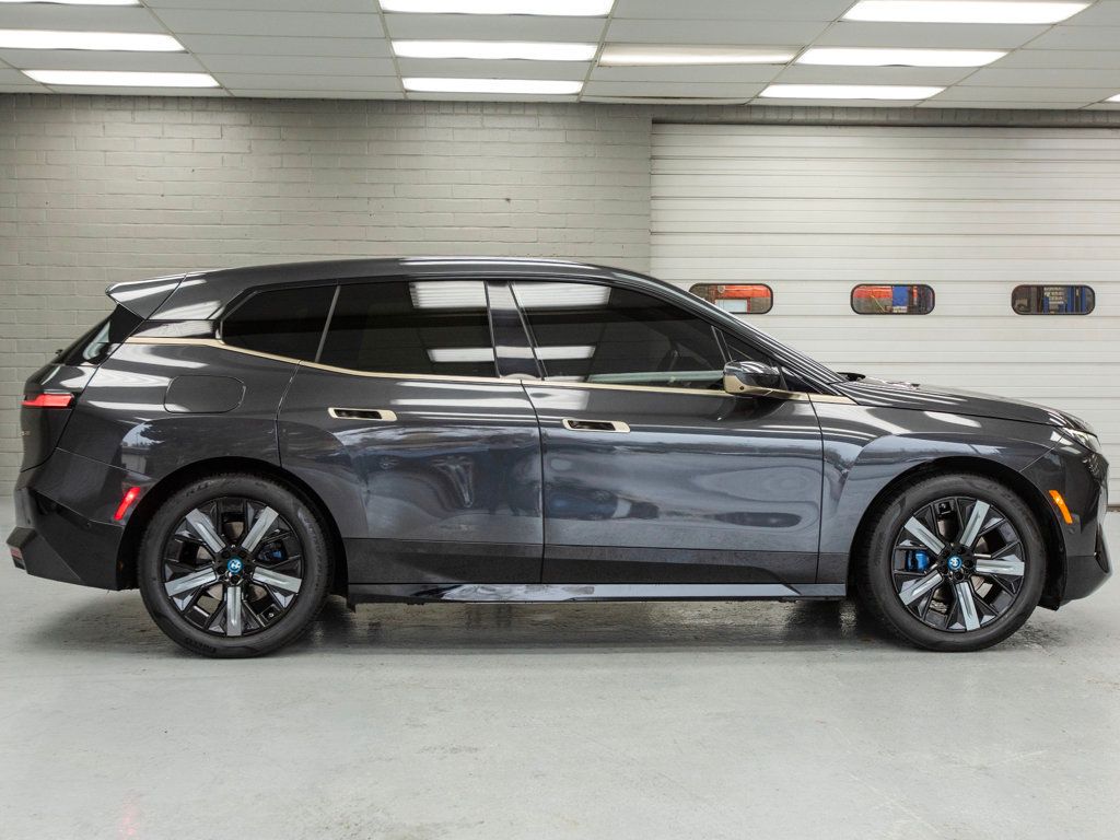 2023 Bmw iX xDrive50i photo 3