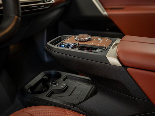 2023 BMW iX xDrive50 AWD - 22951142 - 25