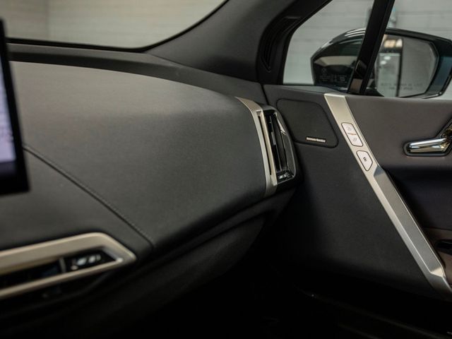 2023 BMW iX xDrive50 AWD -  - 23008631 - 19