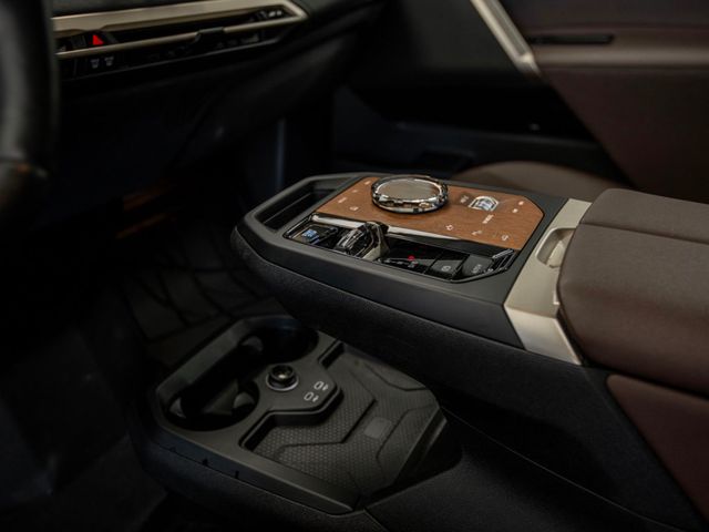 2023 BMW iX xDrive50 AWD -  - 23008631 - 22
