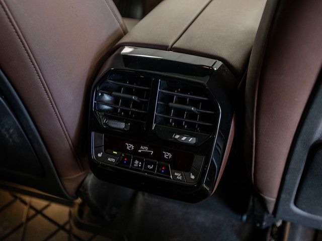 2023 BMW iX xDrive50 AWD -  - 23008631 - 26