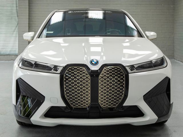 2023 BMW iX xDrive50's photo