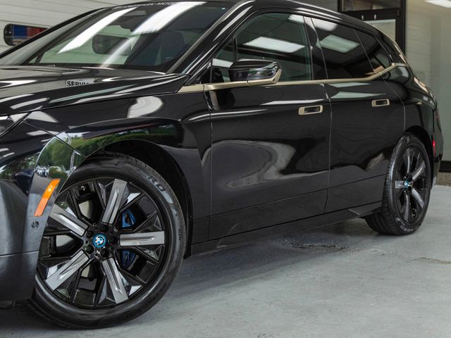 2023 BMW iX xDrive50 AWD - 23044295 - 10