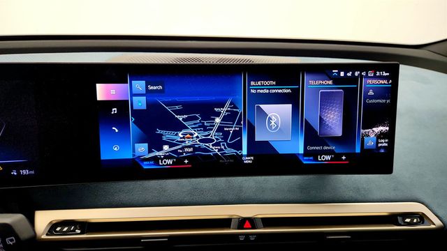 2023 BMW iX xDrive50 SAV w/ Premium Pkg & Driving Assist Pro Pkg - 23037043 - 16