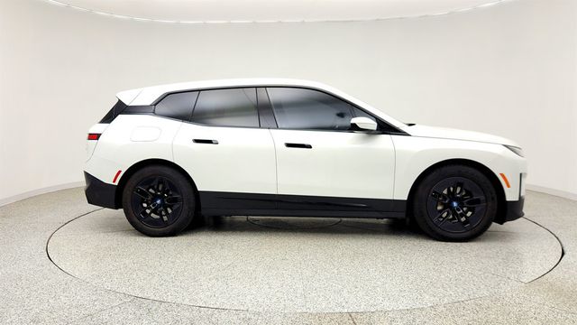 2023 BMW iX xDrive50 SAV w/ Premium Pkg & Driving Assist Pro Pkg - 23037043 - 3