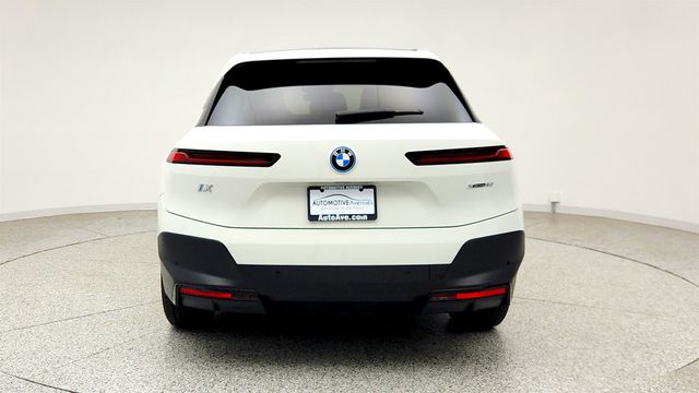 2023 BMW iX xDrive50 SAV w/ Premium Pkg & Driving Assist Pro Pkg - 23037043 - 5