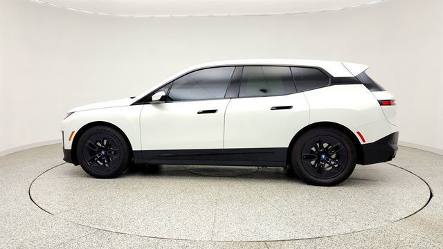 2023 BMW iX xDrive50 SAV w/ Premium Pkg & Driving Assist Pro Pkg - 23037043 - 7