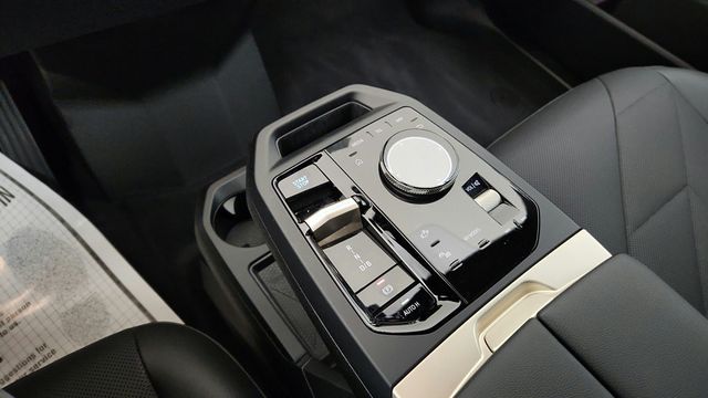 2023 BMW iX xDrive50 Sports Activity Vehicle - 23033432 - 14