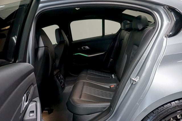 2023 BMW M3 *Competition xDrive* *Executive Package* *Carbon Roof* - 22971751 - 40