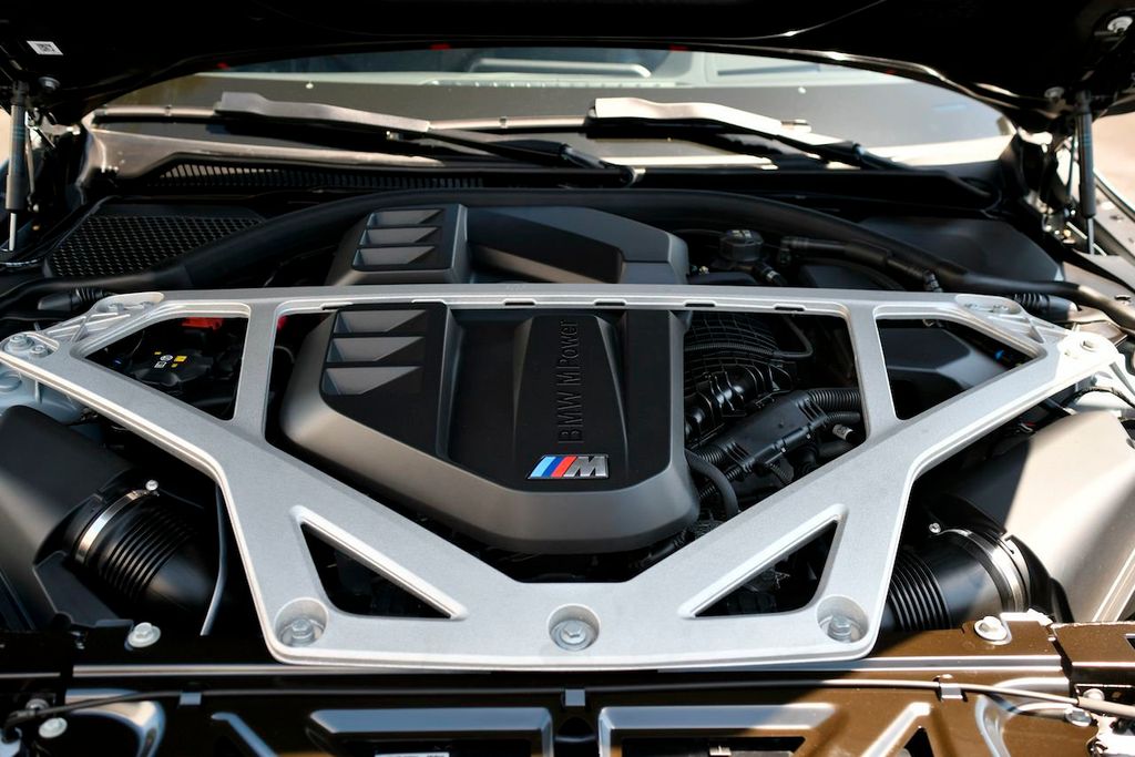 2023 BMW M4 CSL - 21895192 - 32