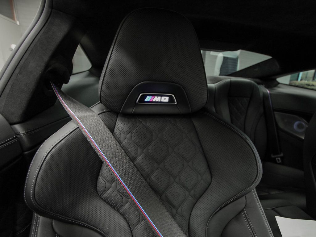 BMW M8 photo 26