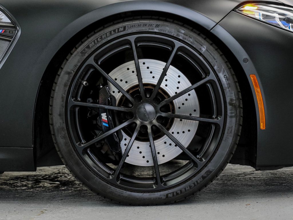 BMW M8 photo 8