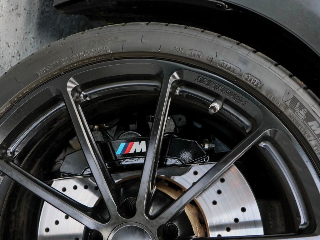 BMW M8 photo 9