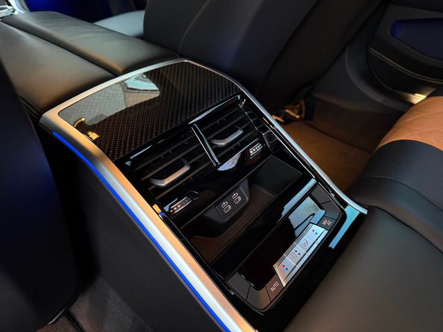 2023 BMW M8 Competition Gran - 22947574 - 38