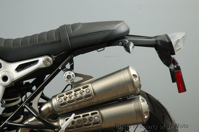 2023 BMW R nineT Scrambler Only 13 Miles! - 22982490 - 11
