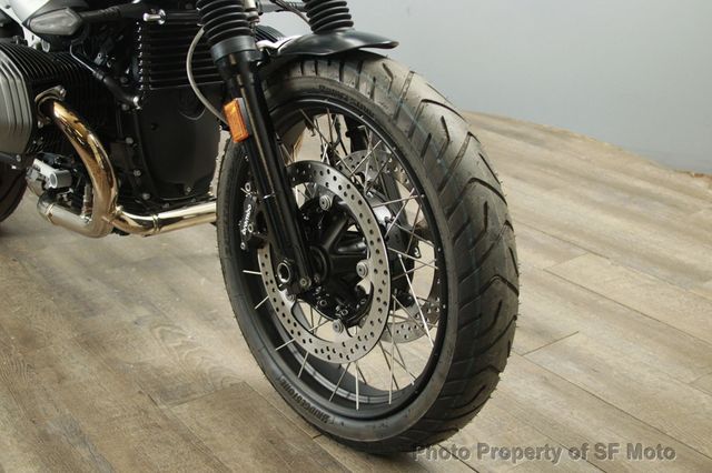 2023 BMW R nineT Scrambler Only 13 Miles! - 22982490 - 19