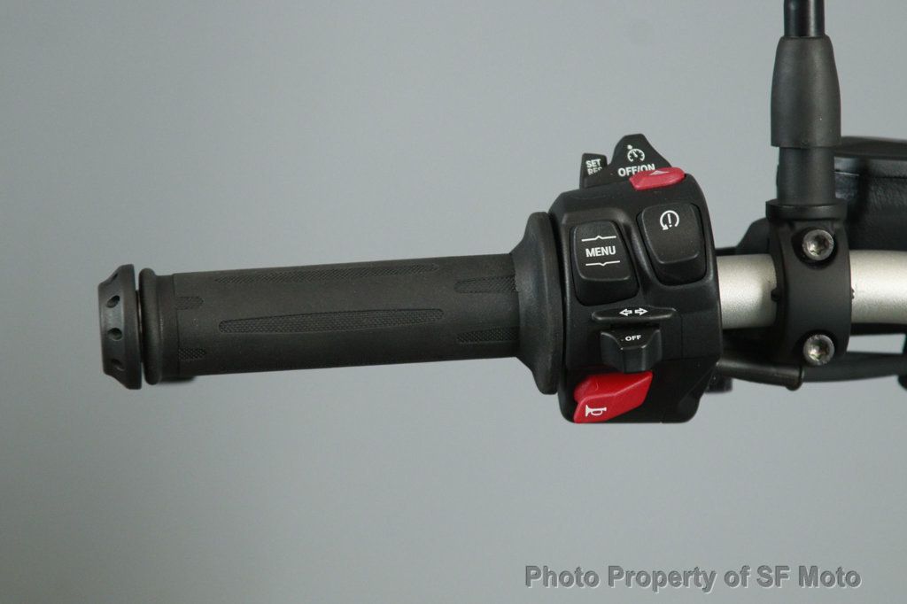 2023 BMW R nineT Scrambler Only 13 Miles! - 22982490 - 30