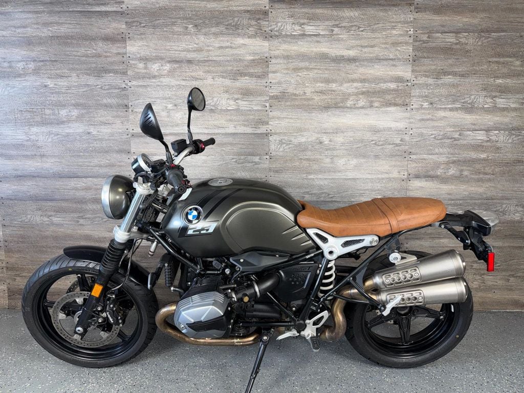 2023 BMW R nineT Scrambler SUPER CLEAN! - 22965773 - 10