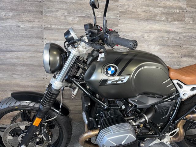 2023 BMW R nineT Scrambler SUPER CLEAN! - 22965773 - 11
