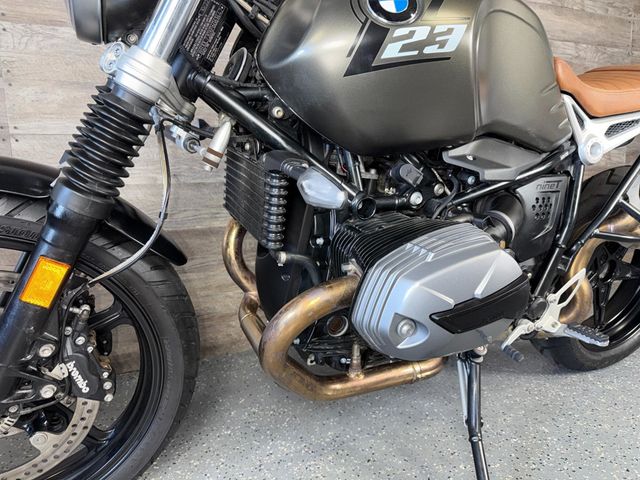 2023 BMW R nineT Scrambler SUPER CLEAN! - 22965773 - 14