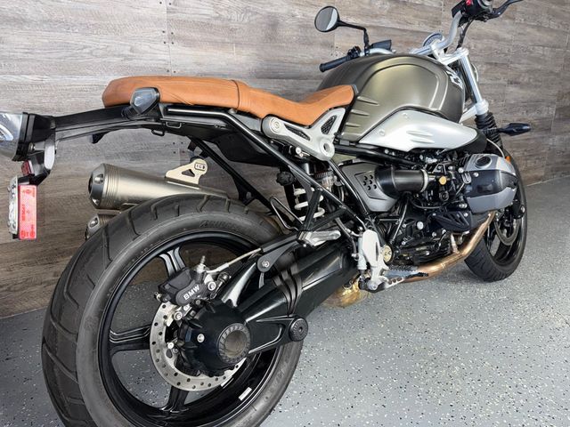 2023 BMW R nineT Scrambler SUPER CLEAN! - 22965773 - 2
