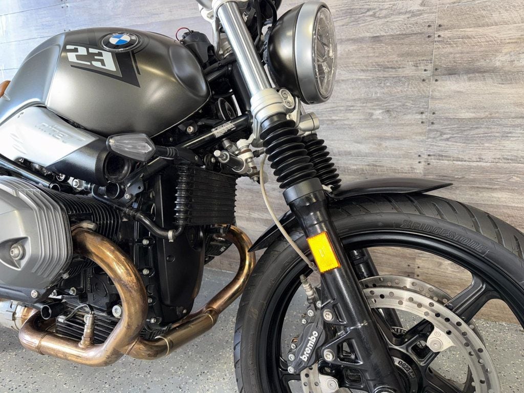 2023 BMW R nineT Scrambler SUPER CLEAN! - 22965773 - 4