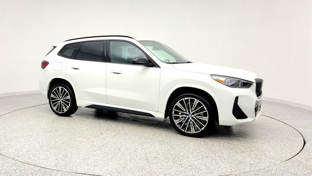 2023 BMW X1 xDrive28i SAV with Premium & M Sport Packages + 20’’ Wheels - 22963550 - 2