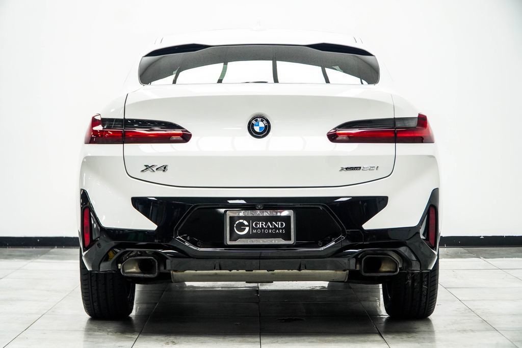 BMW X4 photo 14