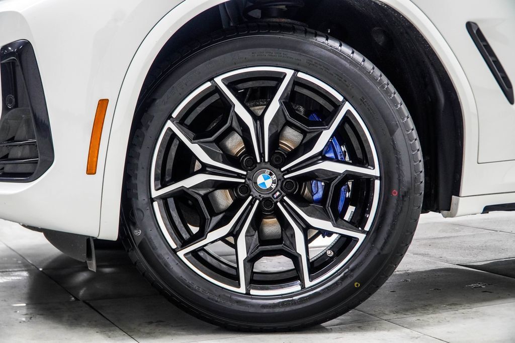 BMW X4 photo 6