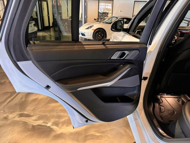 2023 BMW X5 $16kInOptions/M SportPkg/ExecutivePkg/DriveProPkg/HeadUpDisplay - 22978784 - 17