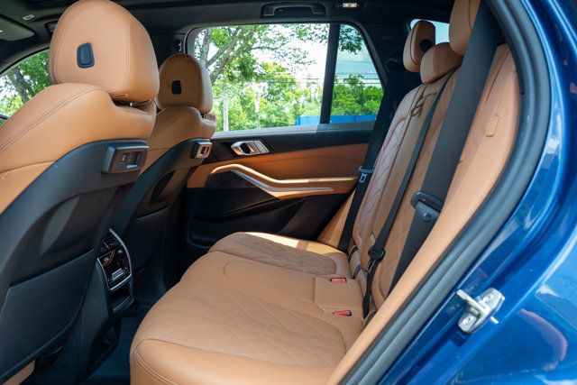 2023 BMW X5 LocalTrade/ClimateComfortPkg/PremiumPkg/HeadsUpDisplay/NAV - 23039664 - 45