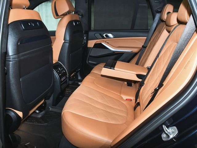 2023 BMW X5 M50i - 22962332 - 70