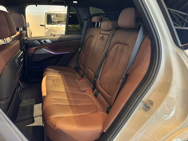 2023 BMW X5 M50i/DynamicHandlingPkg/ExecPkg/DriveAssistProPkg/Htd&CldSeats - 22982085 - 17