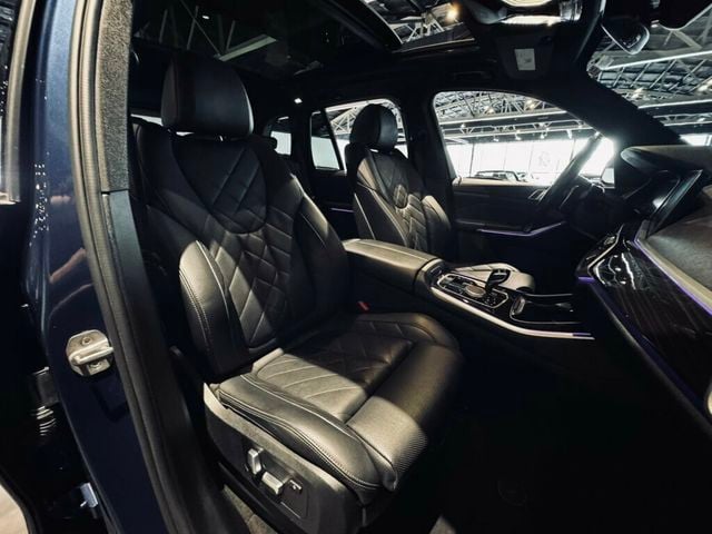 2023 BMW X5 MSRP$70,920/PanoRoof/PremiumPkg/HeatedSeats/22inWheels - 23057341 - 27