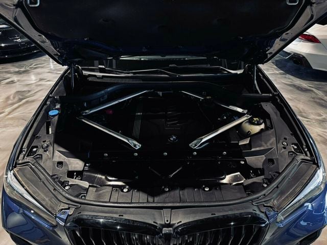 2023 BMW X5 MSRP$70,920/PanoRoof/PremiumPkg/HeatedSeats/22inWheels - 23057341 - 32